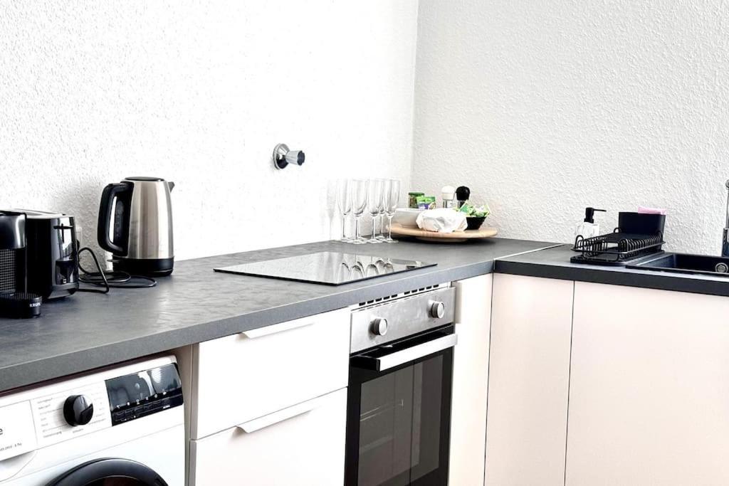 Moderne Wohnung In Stadionnaehe Mit Parkplatz Dortmund Exterior photo