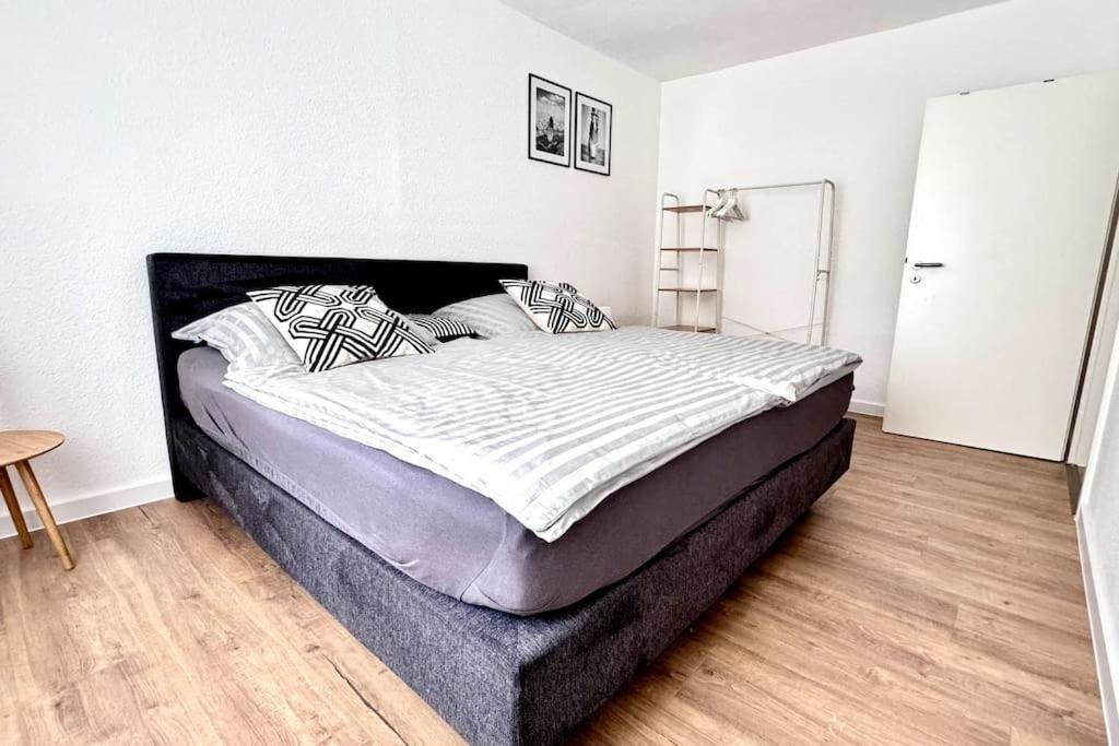 Moderne Wohnung In Stadionnaehe Mit Parkplatz Dortmund Exterior photo